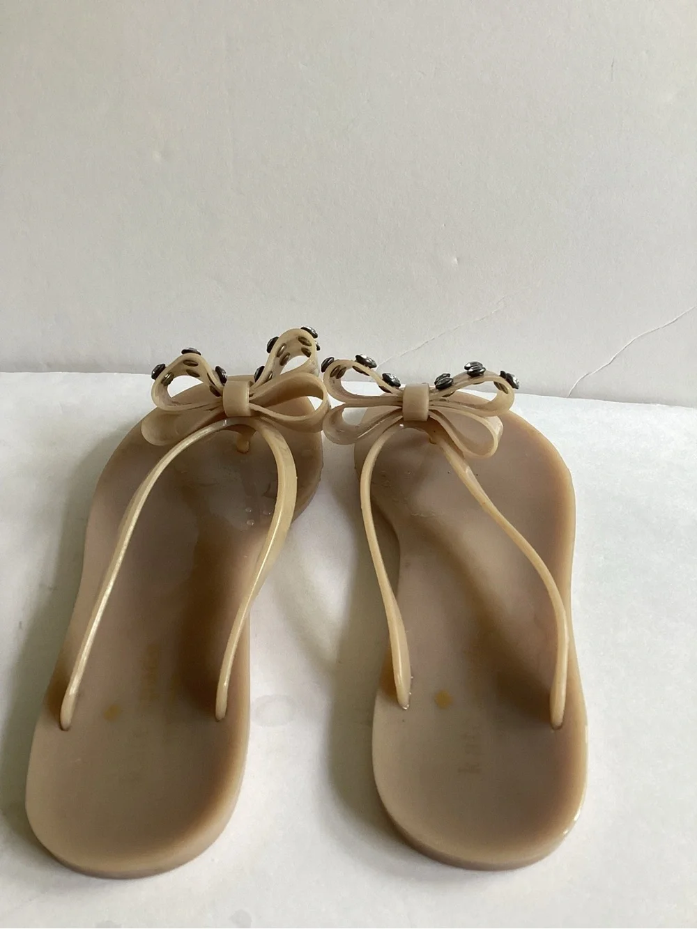 Kate Spade Jelly Bow Sandals Nude Rhinestone Studded Flip Flops Size 6
